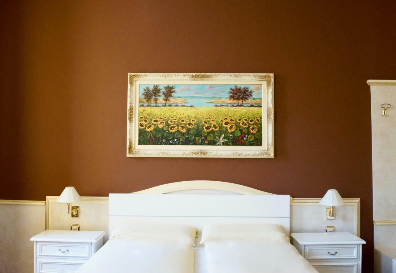 פרדיסו Hotel Victoria מראה חיצוני תמונה